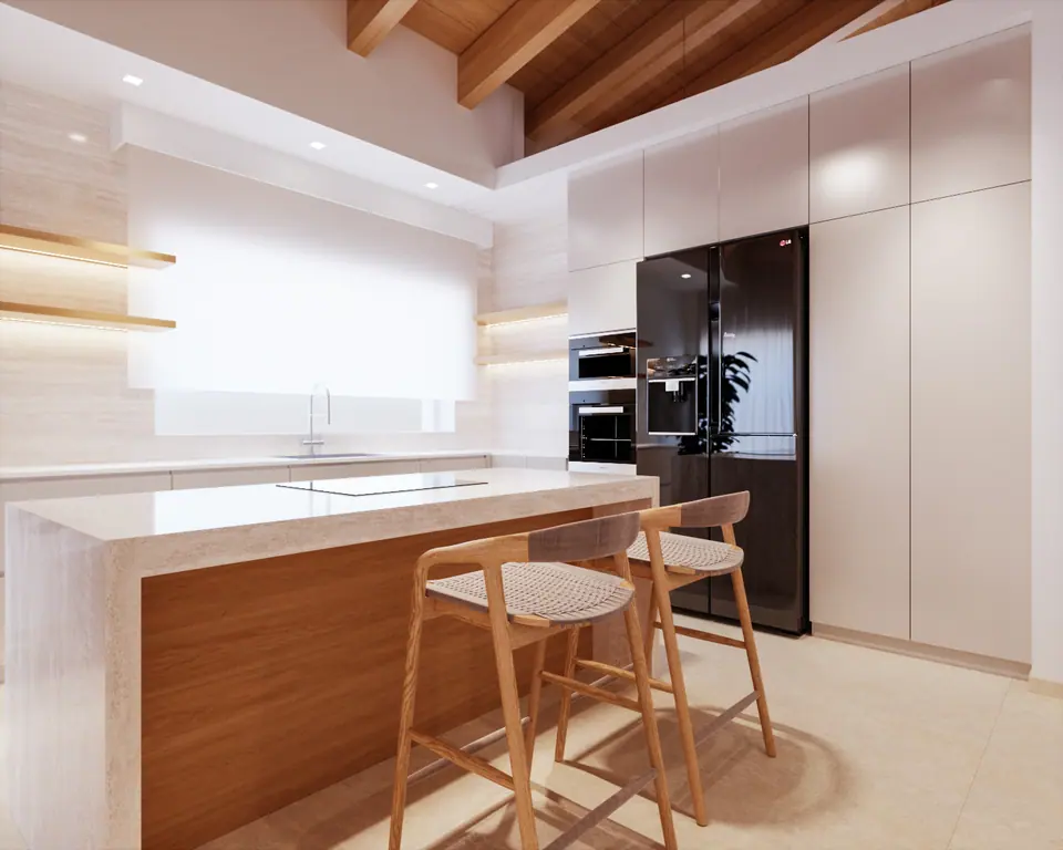 Cucina con isola in marmo, sgabelli in legno e soffitto con travi