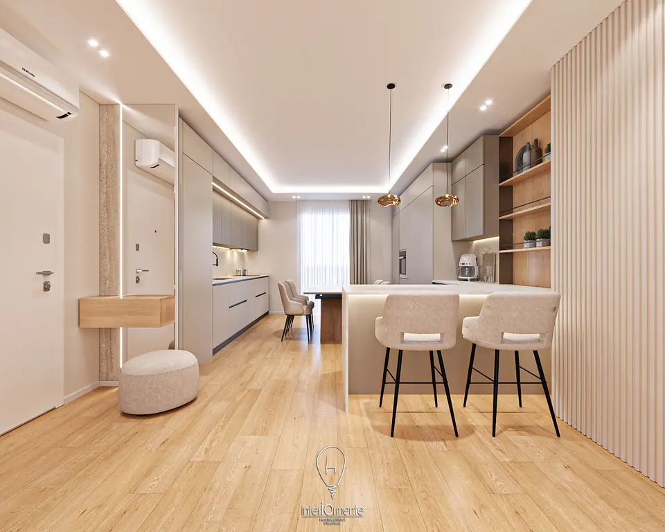 Cucina con penisola, sgabelli imbottiti e parquet chiaro